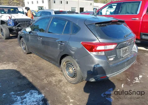 2018 Subaru Impreza 2.0I z USA, uszkodzony, nr VIN 4S3GTAA69J3720735